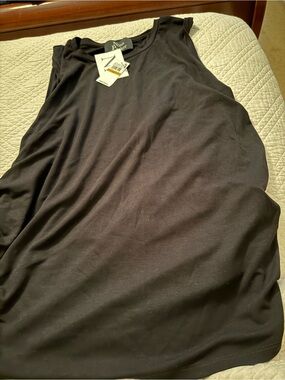 Nina Parker Sleeveless Black Women’s Tank Top